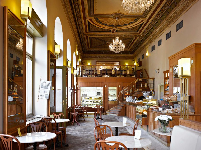 Café Savoy - Самые атмосферные кафе в Праге