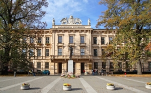 Языковые курсы чешского языка в центре при Университете Масарика CJV MU
