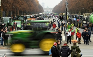 Масштабная забастовка фермеров проходит в Германии. Перекрываются дороги и автобаны по всей стране