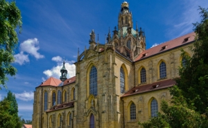 Самые знаменитые монастыри Чехии