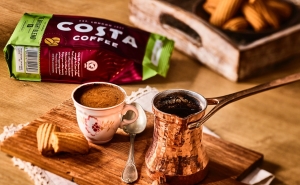 Coca-Cola выводит на рынок Чехии продукцию всемирно известного бренда Costa Coffee