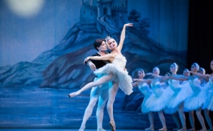 St. Petersburg Festival Ballet - Лебединое озеро